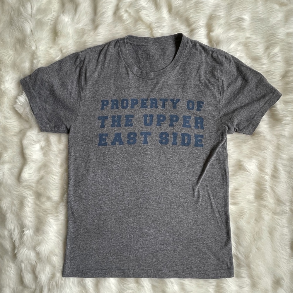 Gossip Girl Graphic Tee